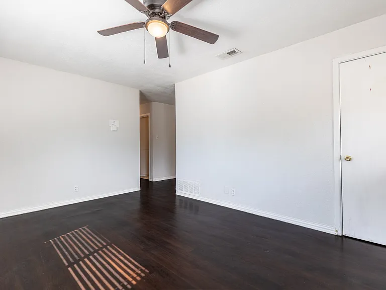 7802 Rimfire Dr — Photo 6