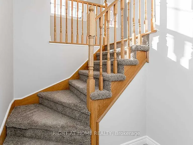 6 Peter St — Photo 27