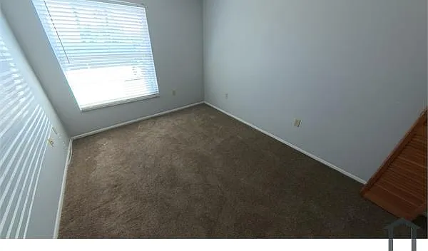 6189 Chesham Dr — Photo 6