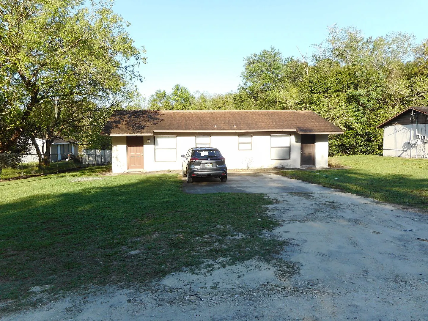 1 Bedroom 1 Bath 914 NW 59th Avenue — Photo 2