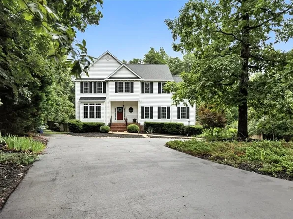 14507 Woodland Hill Dr, South Chesterfield, VA 23834