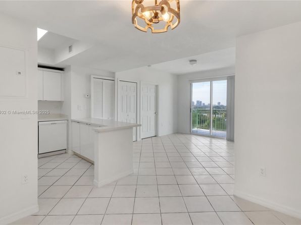 3500 Coral Way APT 1207
