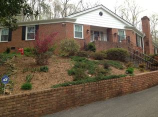 118 Berwick Dr, Oak Ridge, TN 37830