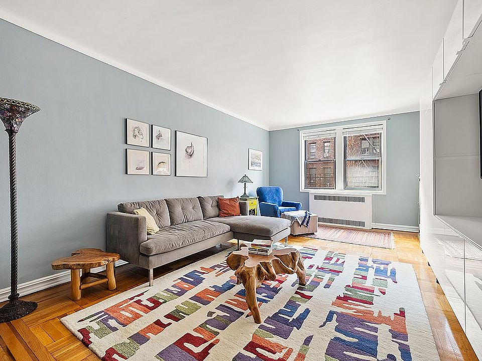 1st image of 221 E 18th St APT 3B