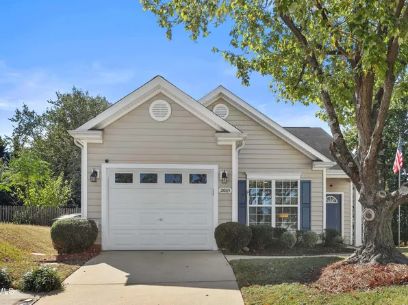 2005 Misty Fog Ct, Raleigh, NC 27603