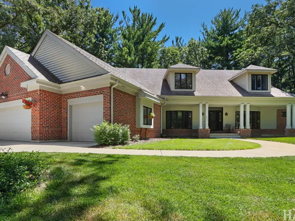 9317 Pine Needle Pass, Bull Valley, IL 60097