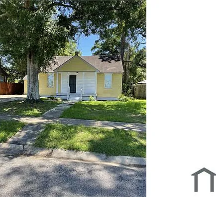 1357 Douglas St — Photo 1