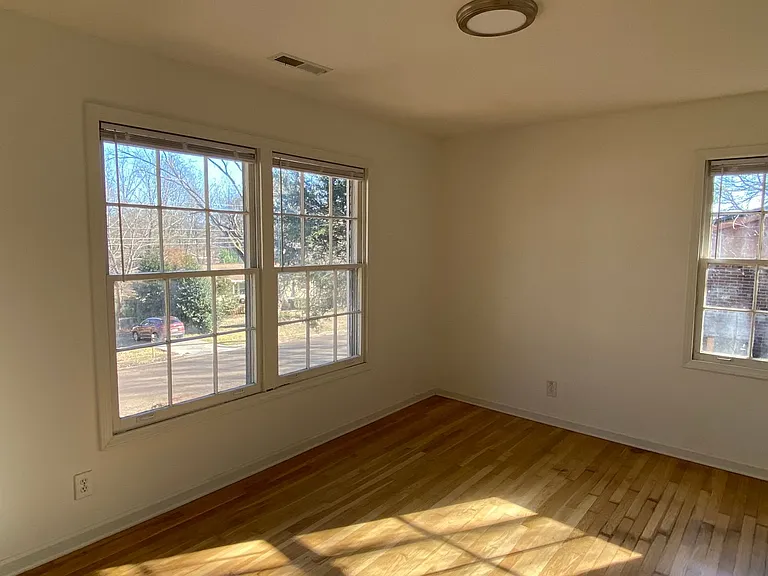 2517 Piney Branch Rd NW — Photo 6