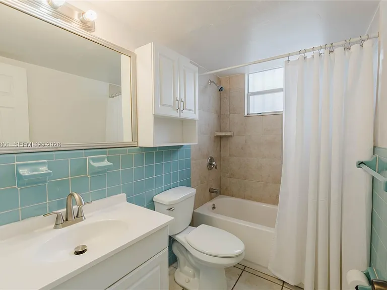747 NW 13th Ave #3 — Photo 10
