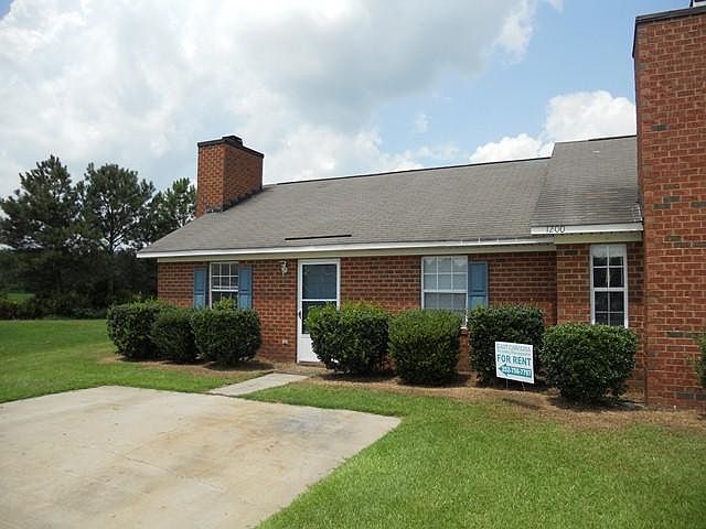 1st image of 1200 Peyton Cir #B