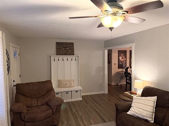 5th image of 1001 Lawndale Dr
