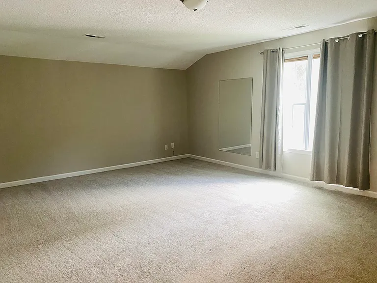 1705 Waterclose Ct — Photo 19