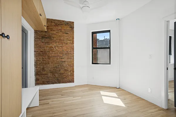 Sold by Compass | media 11