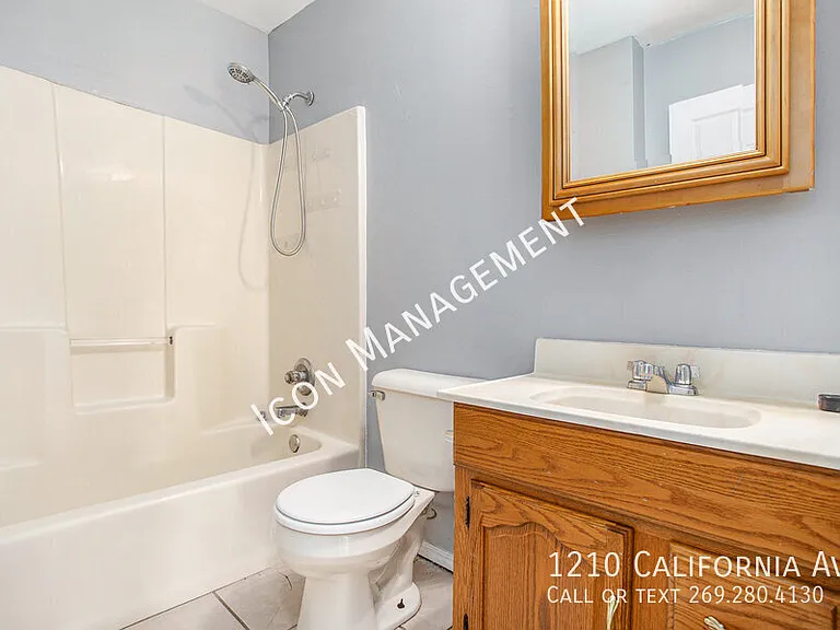 1210 California Ave — Photo 8