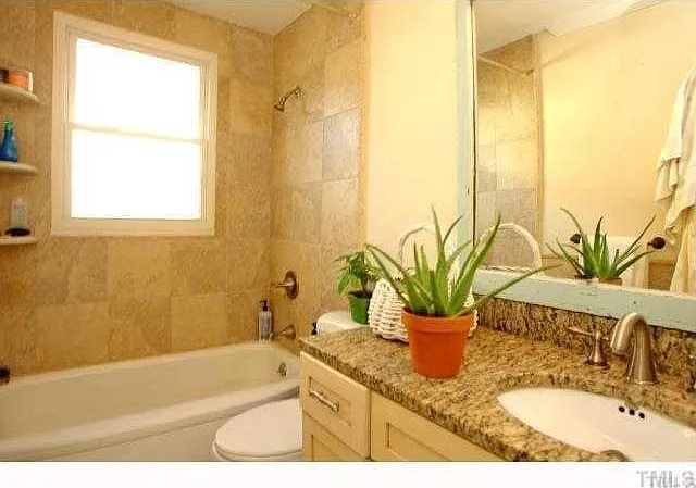 1709 Patton Rd — Photo 2
