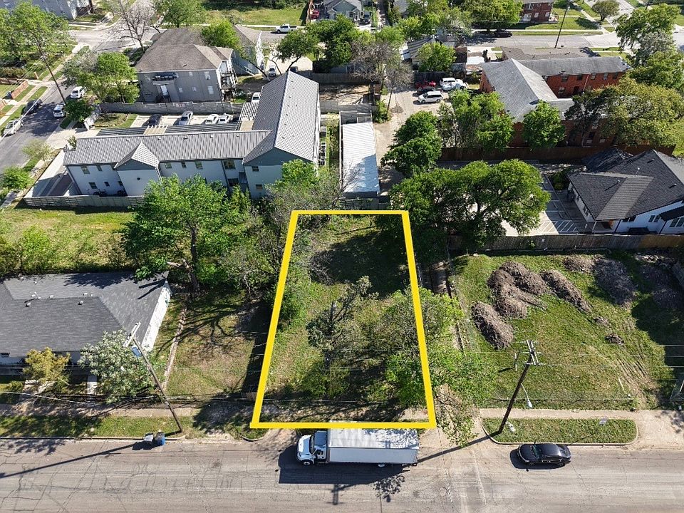 1st image of 618 E 5th St