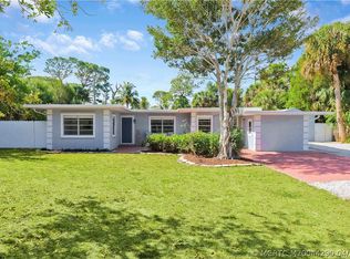 327 SW Dyer Dr, Stuart, FL 34994