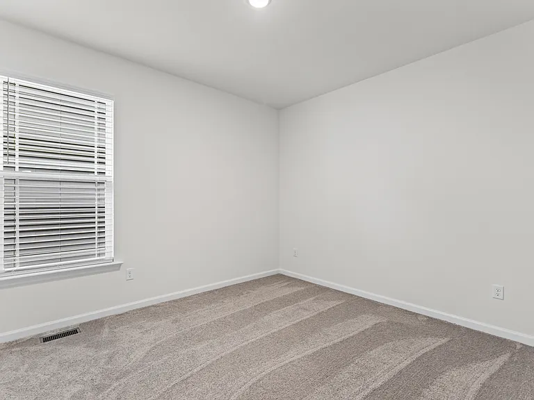 538 Ryehill Dr — Photo 14