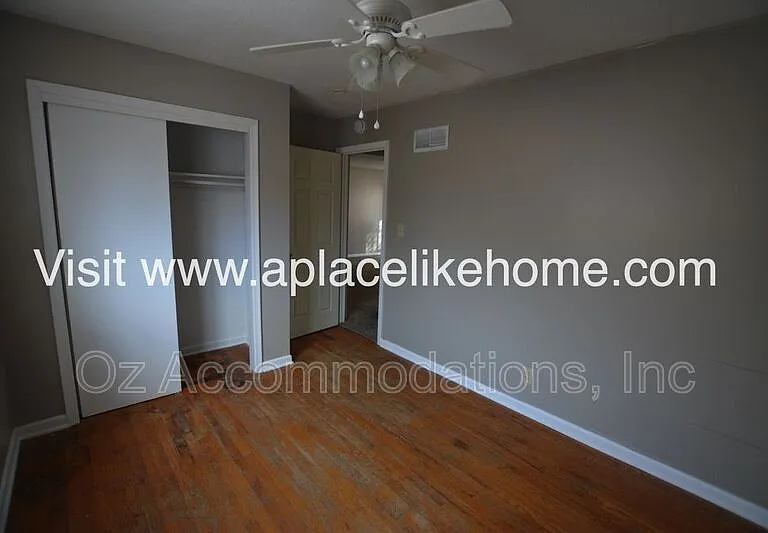 1606 N 63rd Pl — Photo 7