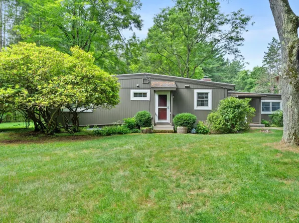 33 Creamery Rd, Egremont, MA 01230