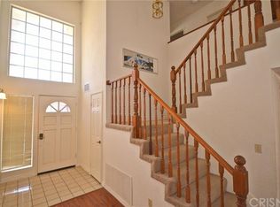19834 Hatton St, Winnetka, CA 91306