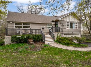 4624 Lee Ave, Downers Grove, IL
