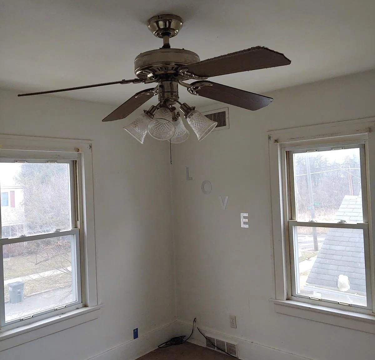 3 bed, 1383 sqft, $1,350 — Photo 4