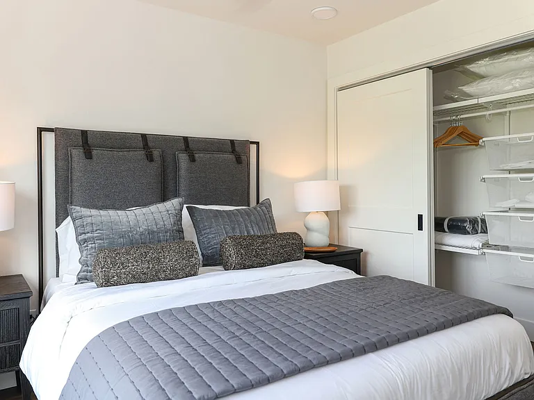 Rivercrest Residences — Photo 18