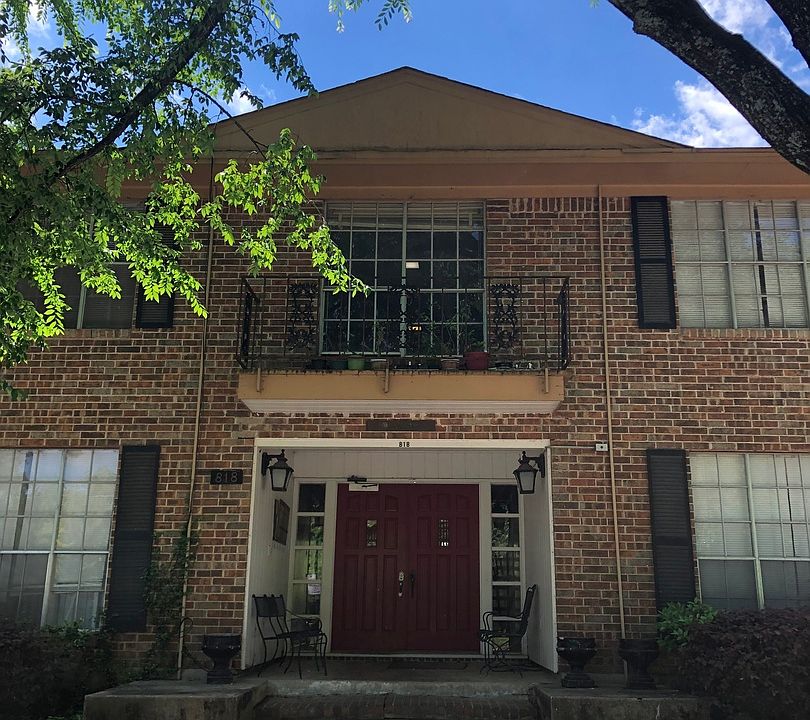 818 University Red brick Apartment Rentals Huntsville, TX Zillow