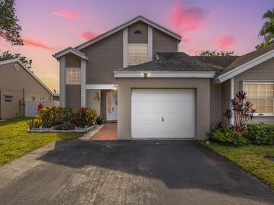 11140 SW 11th Place, Davie, FL, 33324