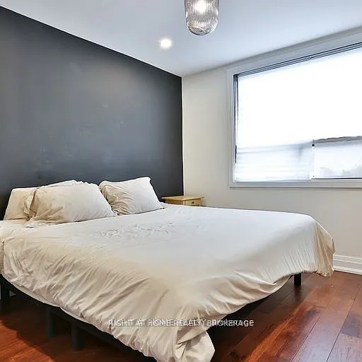 43 Kingston Rd — Photo 17
