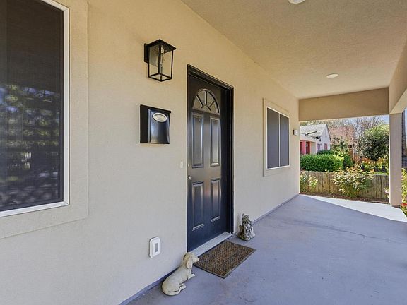 5th image of 458 Oregon St