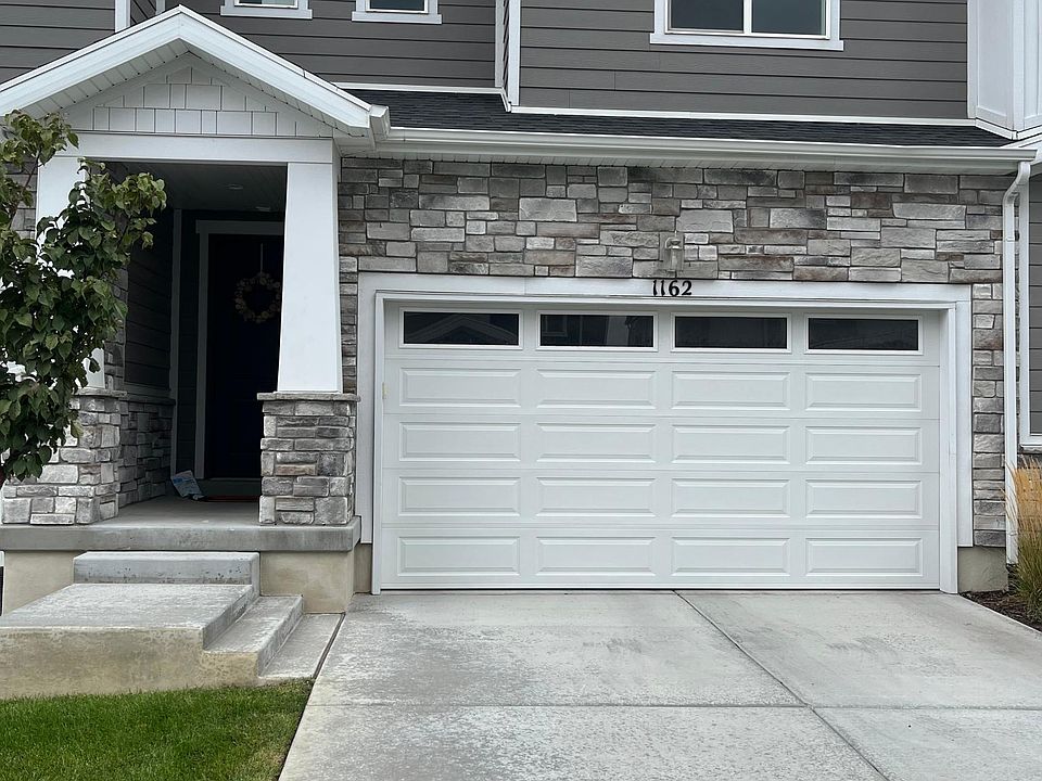 1st image of 1162 W Racehorse Way