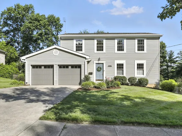 2555 Meadowmar Ln, Cincinnati, OH 45230