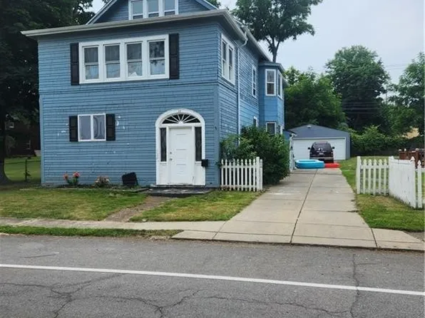 43 Nason Pkwy, Lackawanna, NY 14218