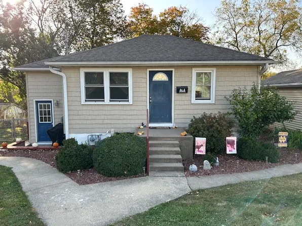 501 S Carroll St, Mount Carroll, IL 61053