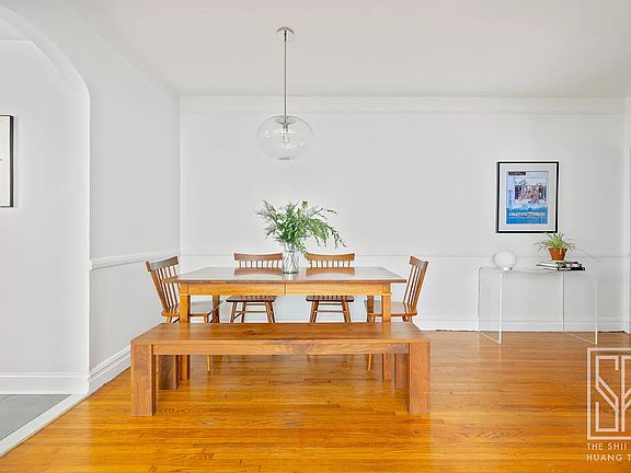 4th image of 225 Park Pl APT 2B
