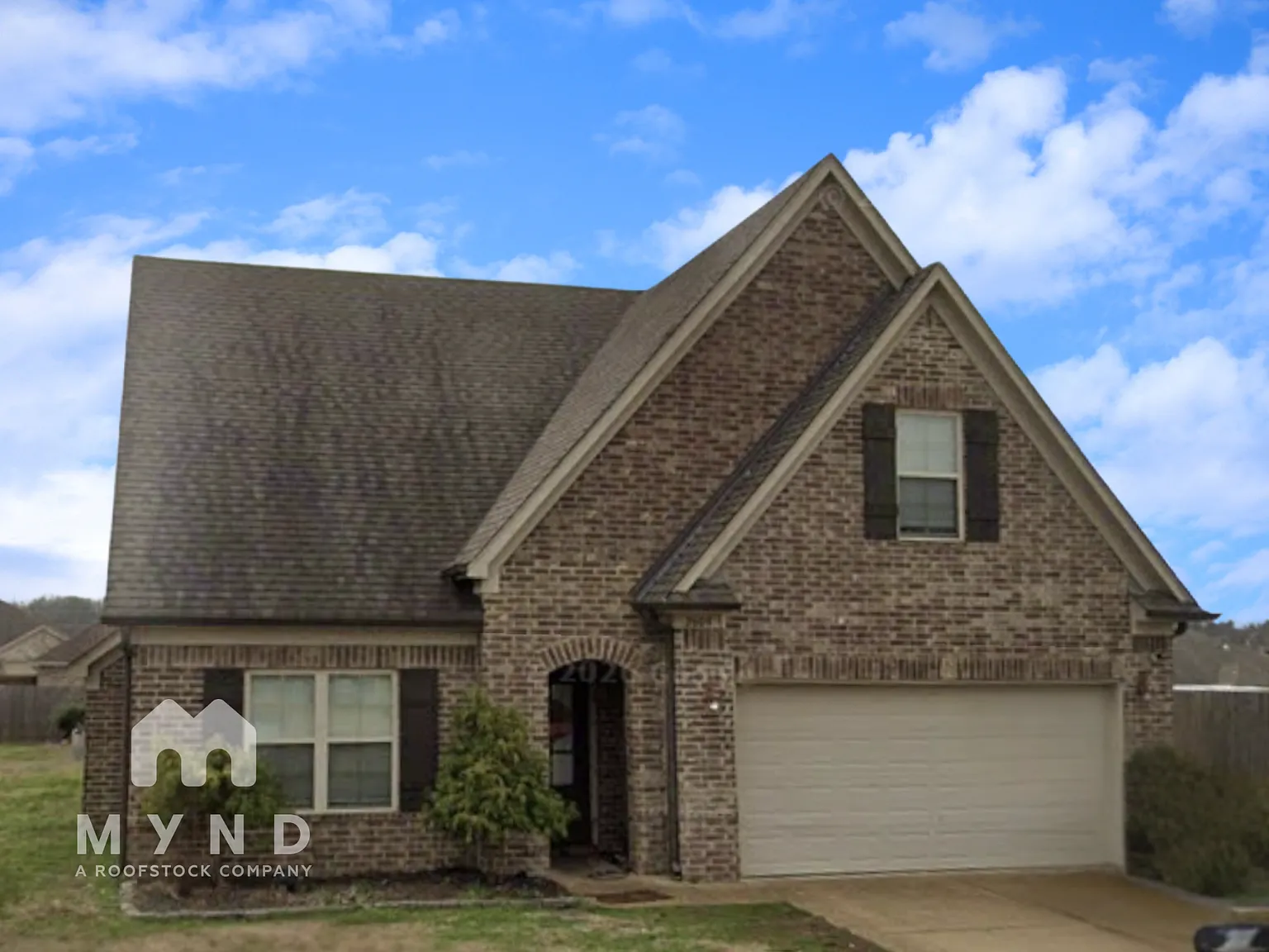 4 bed, 2.0 bath, 1873 sqft, $2,325 — Photo 1