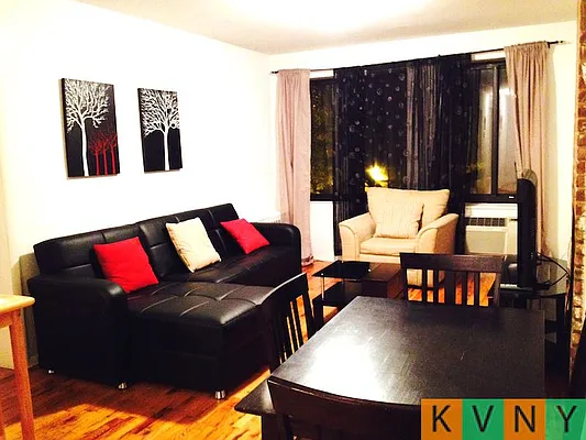 Rented by KVNY Soho | media 63