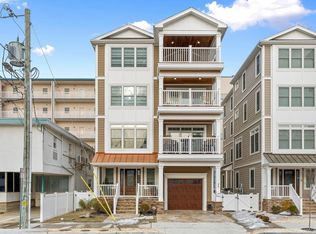 419 E Louisville Ave, Wildwood Crest, NJ 08260