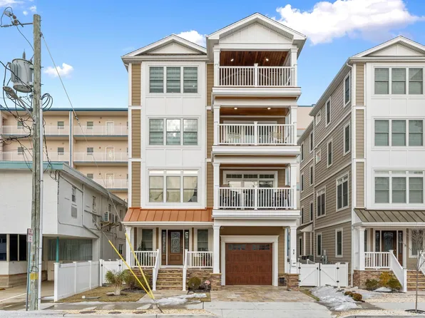 419 E Louisville Ave, Wildwood Crest, NJ 08260