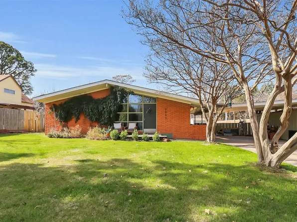 2907 Longfellow Ln, Denton, TX 76209