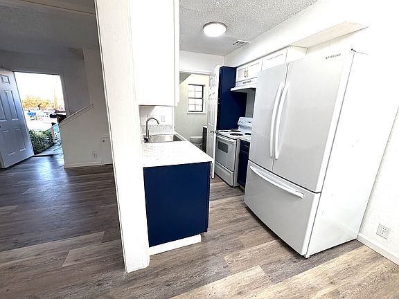 3rd image of 2720 SW 74th St APT 52
