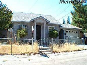 1st image of 2539 Hawthorne St