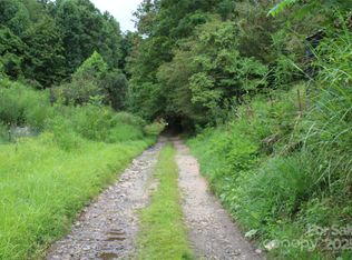 2 Cody Rd, Marshall, NC 28753