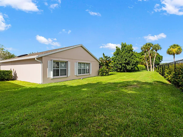 1209 Pine Sage Cir — Photo 16