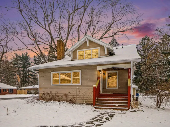 2407 Fairfield Ave, Kalamazoo, MI 49048