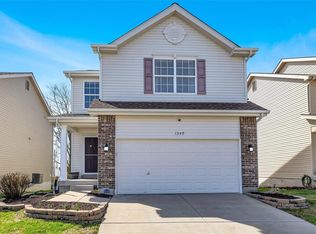 1340 Commons Cir, Saint Charles, MO 63304