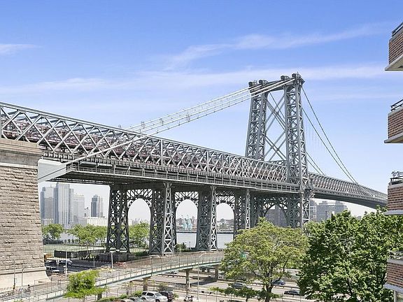 3rd image of 477 Fdr Dr