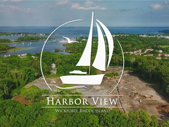 29 Bowline Dr, North Kingstown, RI 02852